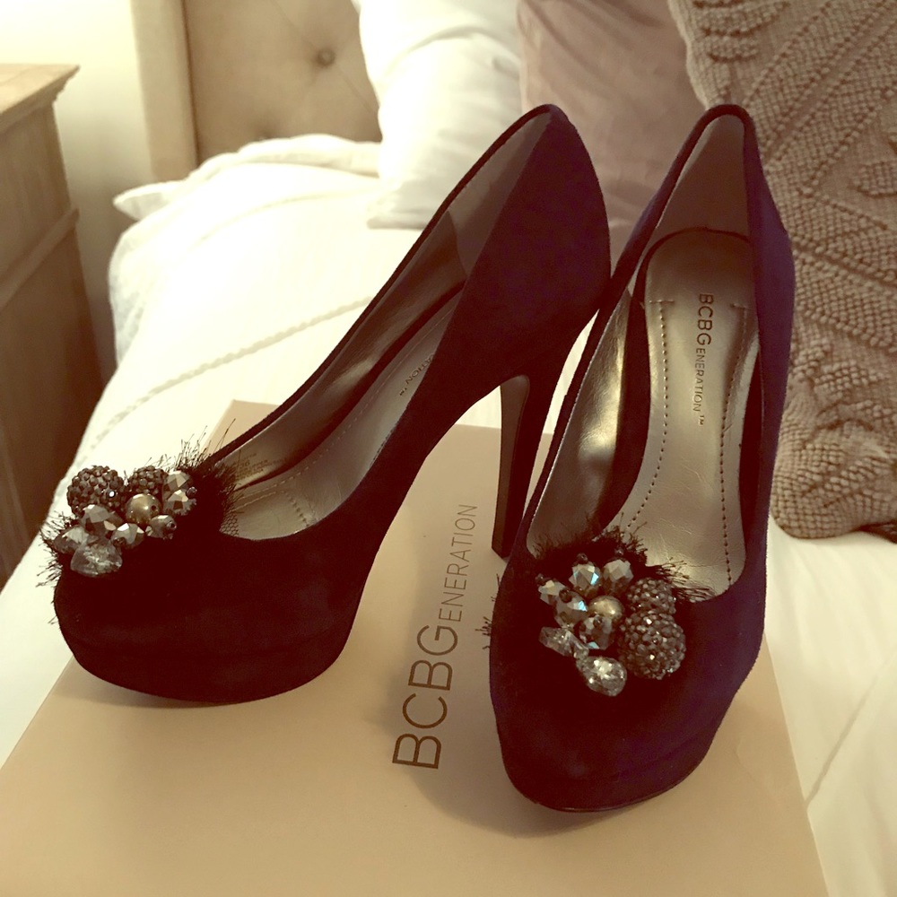 Bcbg baby round toe heels. Size 6.5
